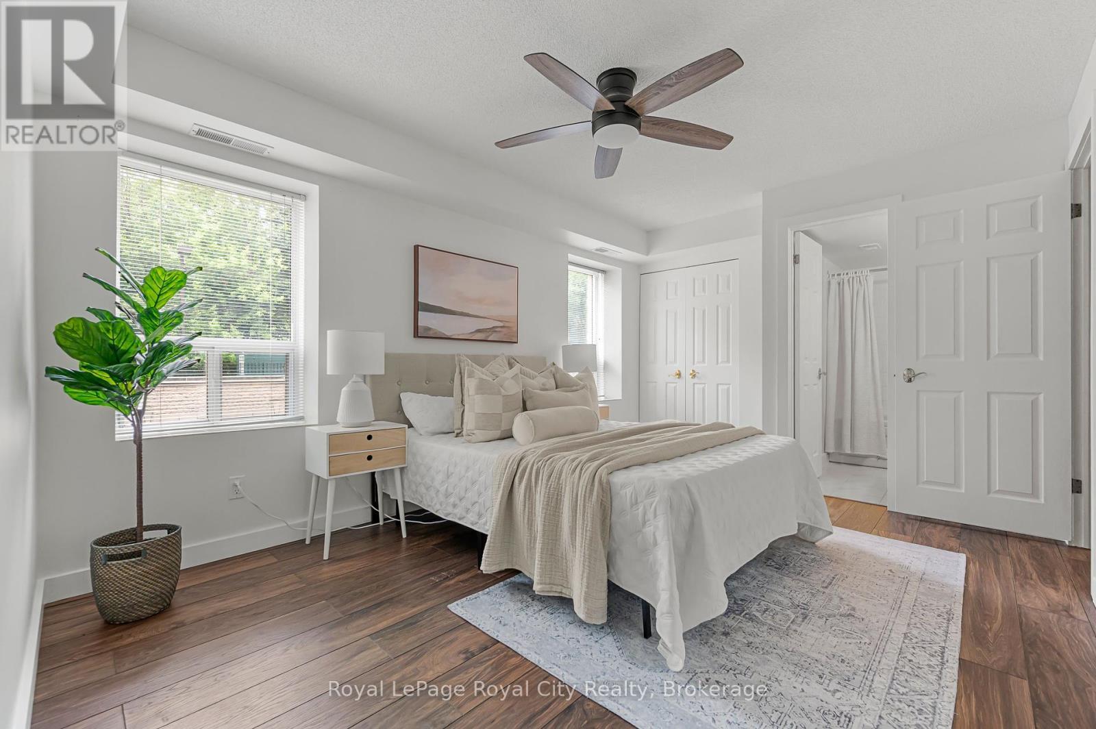 












201 - 281 BRISTOL STREET

,
Guelph (Junction/Onward Willow),




Ontario
N1H8J3

