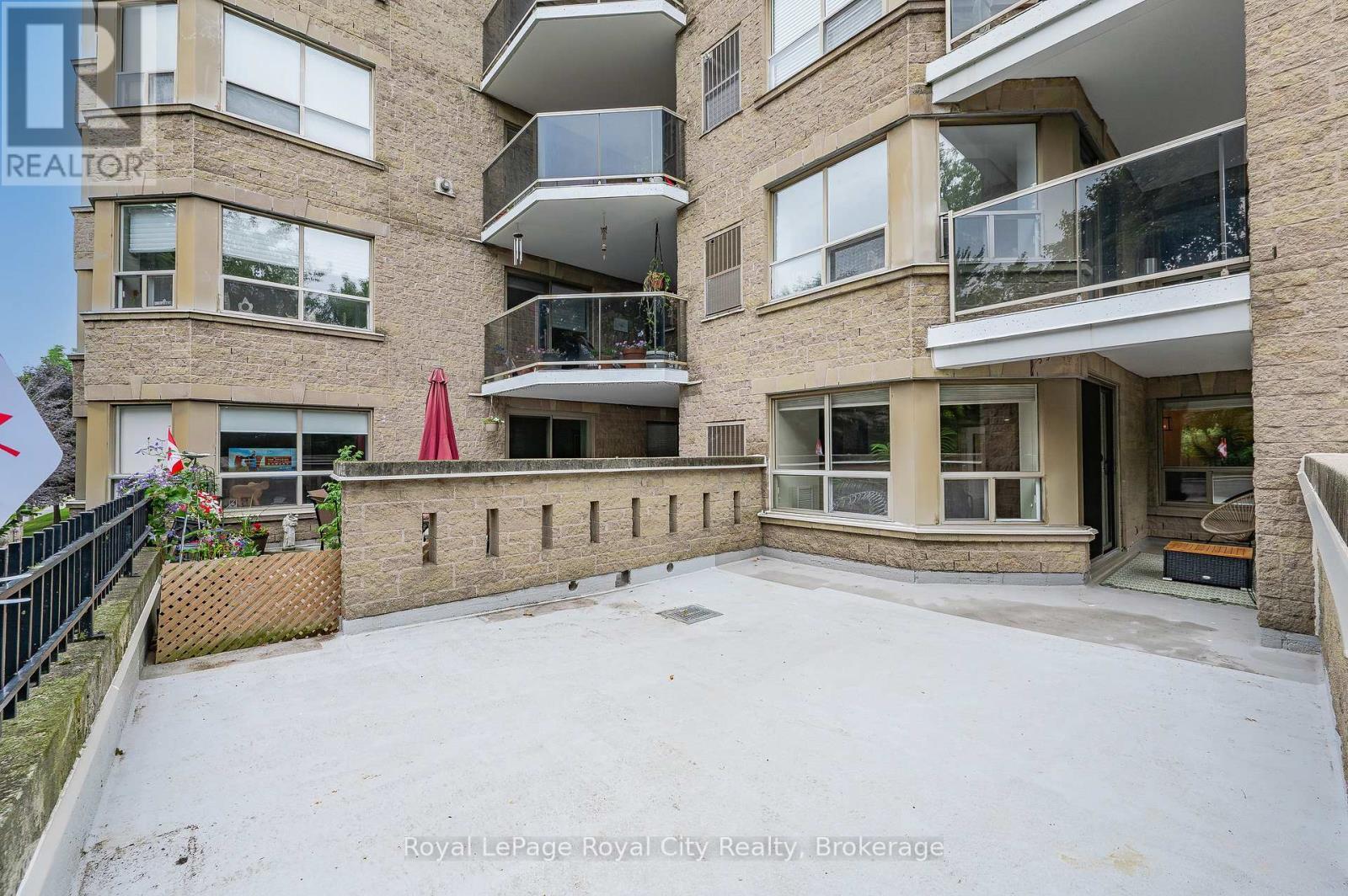 












201 - 281 BRISTOL STREET

,
Guelph (Junction/Onward Willow),




Ontario
N1H8J3

