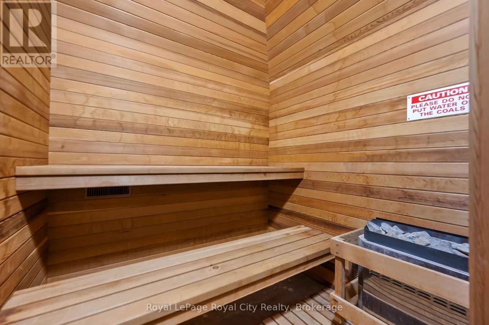 












201 - 281 BRISTOL STREET

,
Guelph (Junction/Onward Willow),




Ontario
N1H8J3

