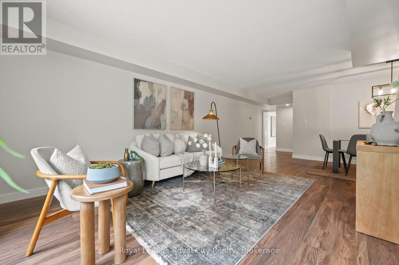 












201 - 281 BRISTOL STREET

,
Guelph (Junction/Onward Willow),




Ontario
N1H8J3

