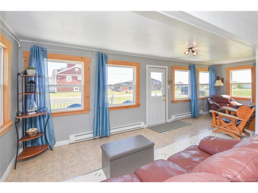 









40


Pointe à Richard

LANE,
Pointe-Brûlée,




NB
E8S 2V7

