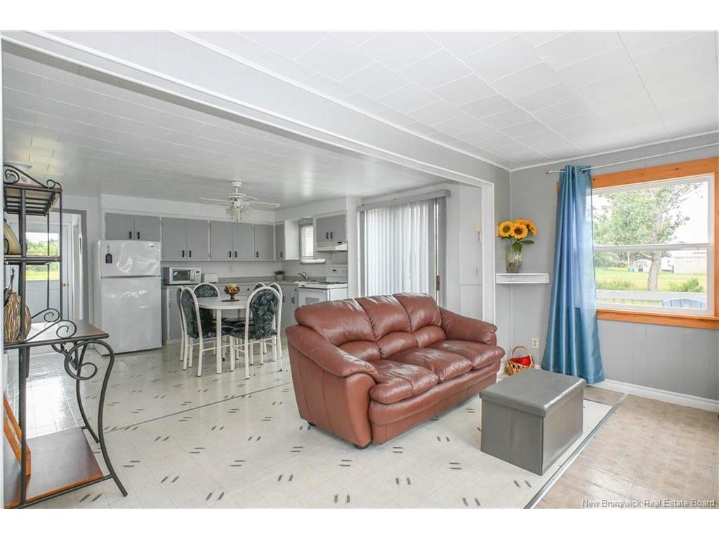 









40


Pointe à Richard

LANE,
Pointe-Brûlée,




NB
E8S 2V7

