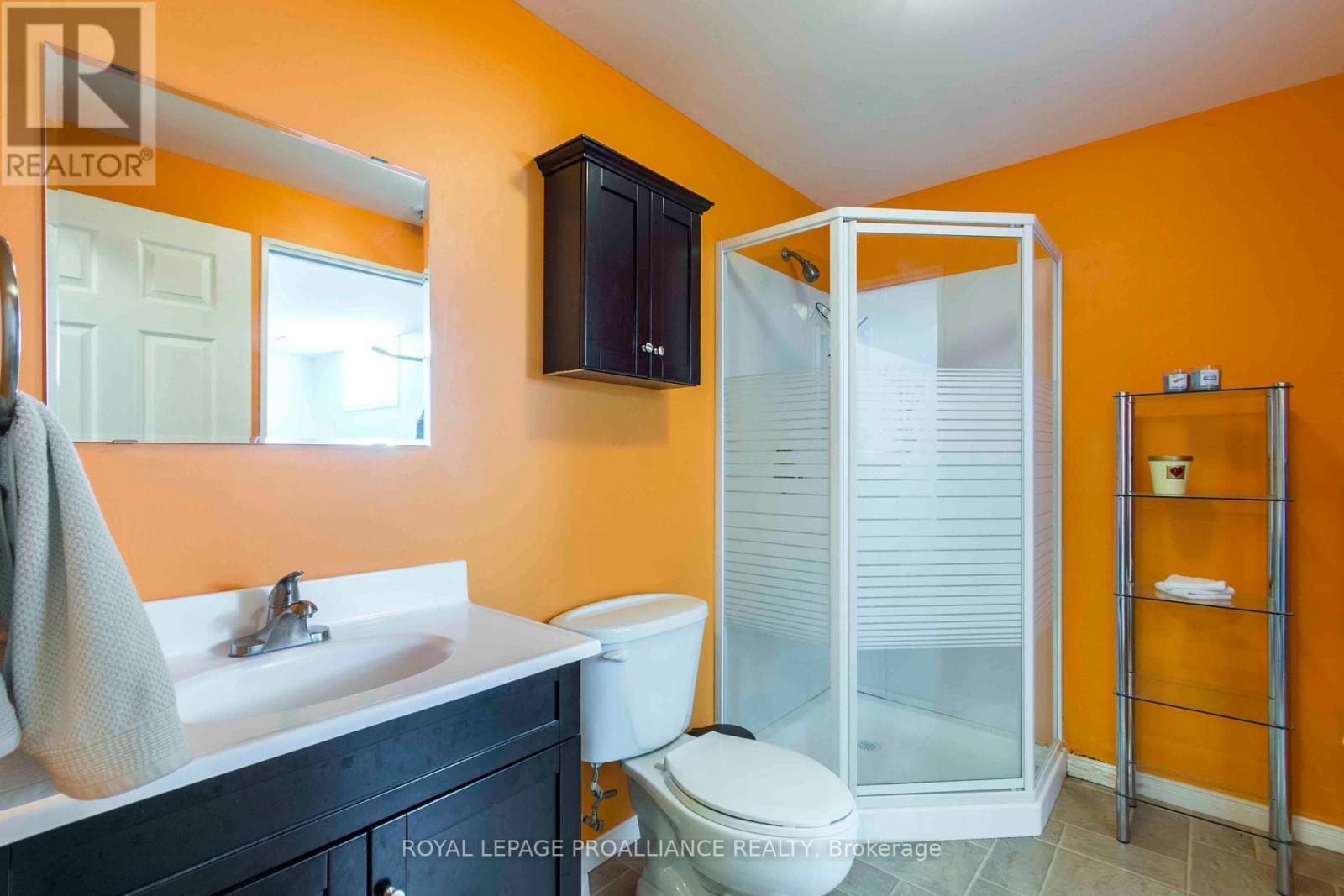 












35 FOREST VALLEY DRIVE

,
Quinte West (Frankford Ward),




Ontario
K0K2C0

