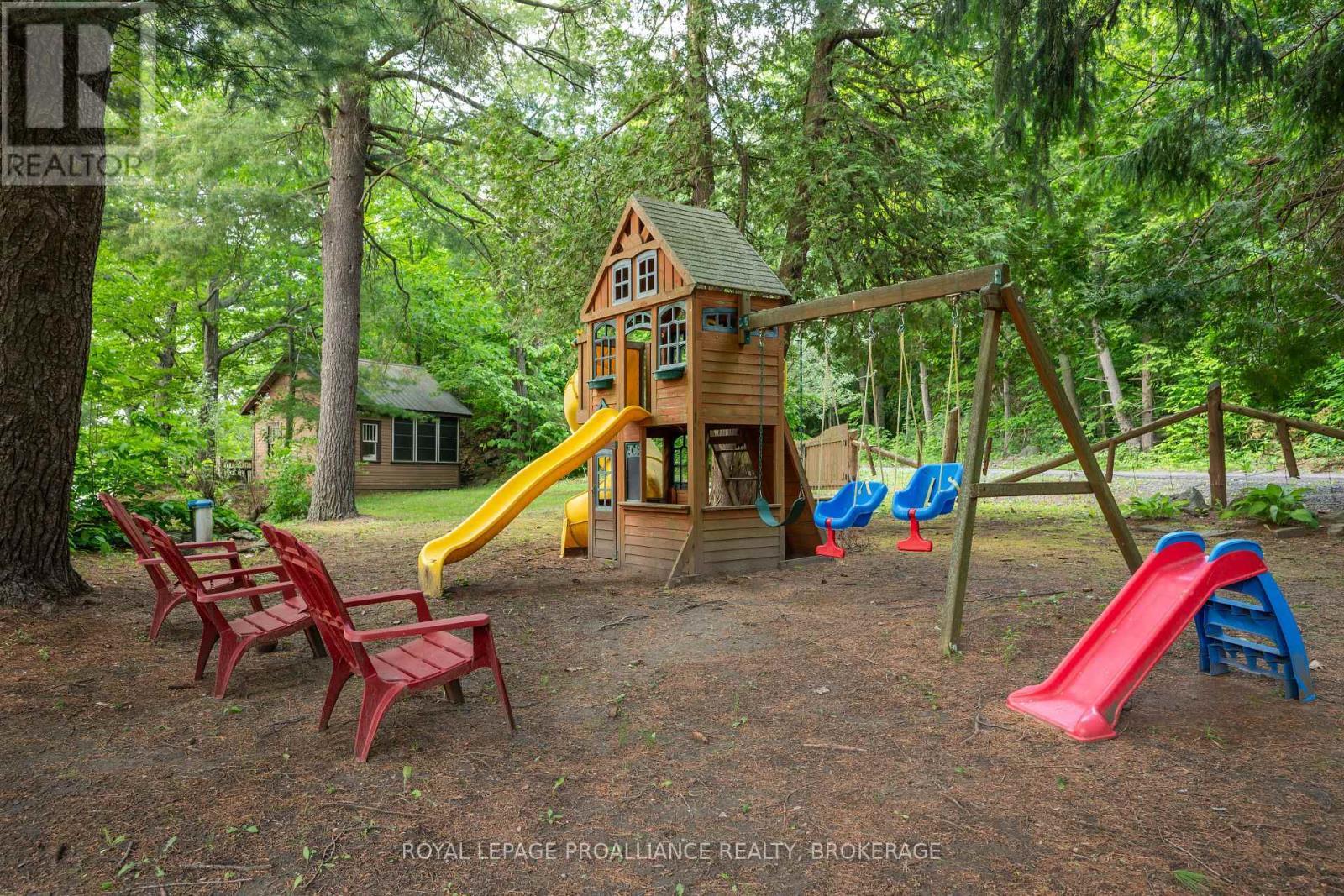 












4808 LEO LAKE ROAD

,
Kingston (City North of 401),




Ontario
K0H2N0

