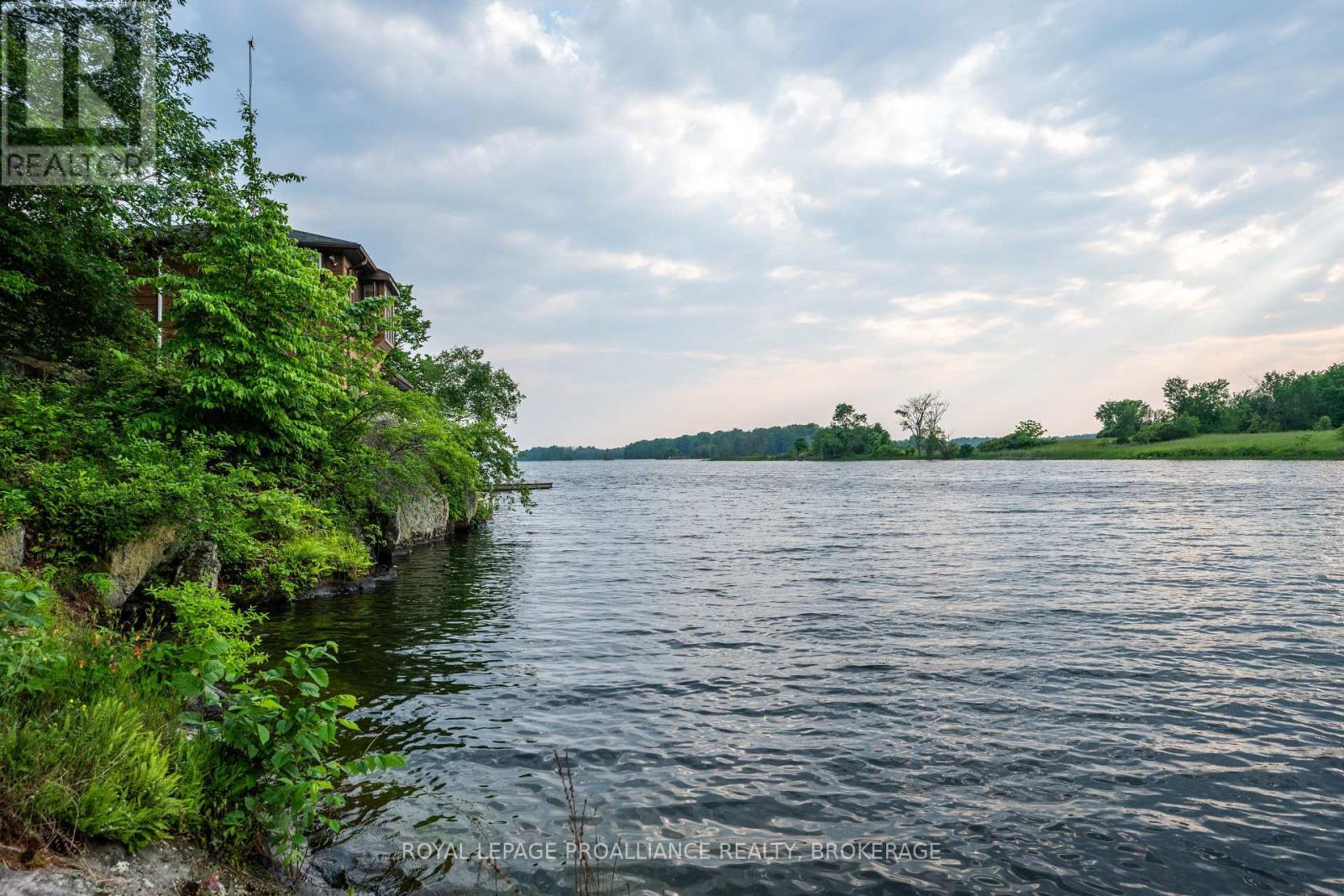 












4808 LEO LAKE ROAD

,
Kingston (City North of 401),




Ontario
K0H2N0

