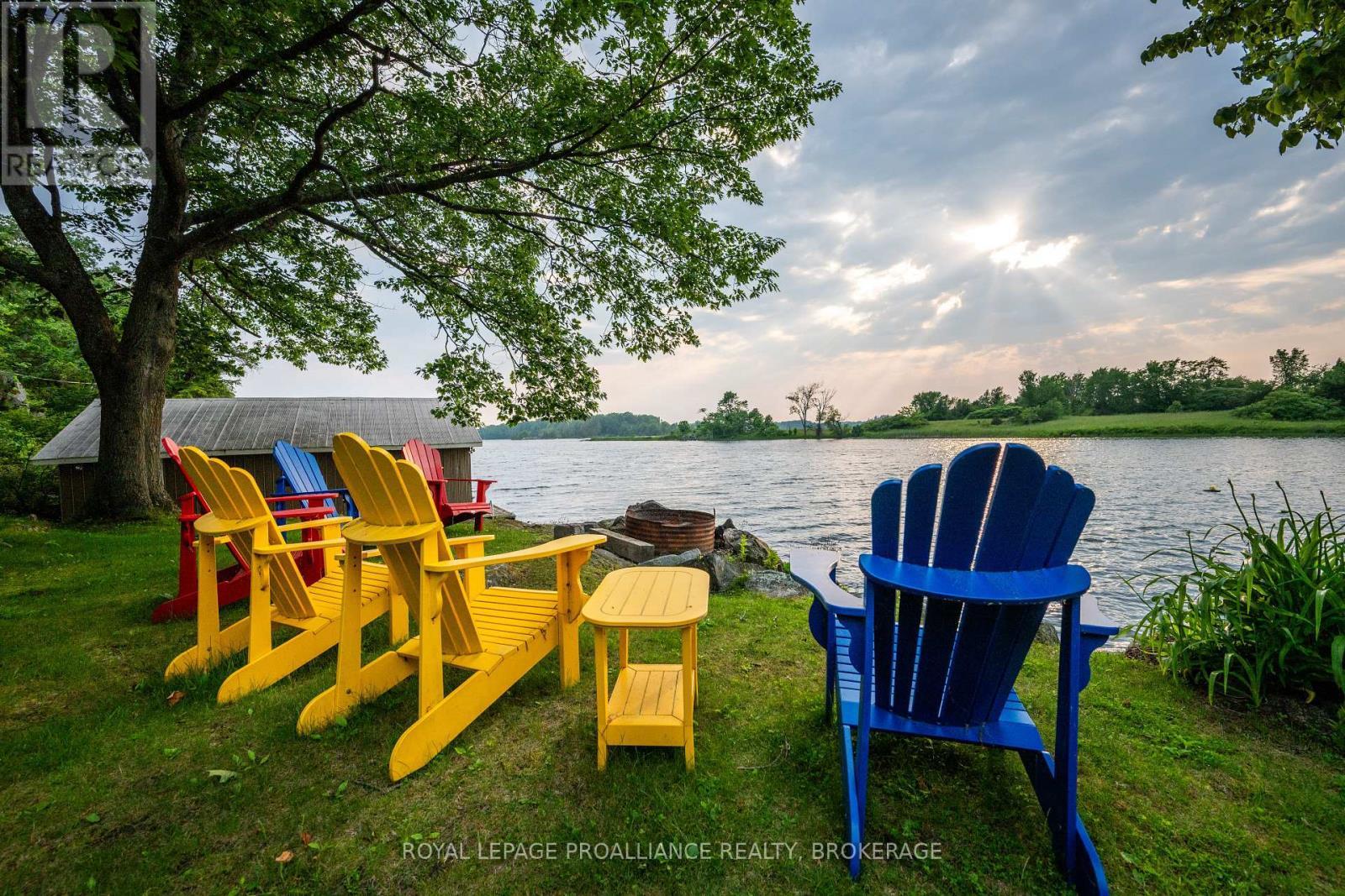 












4808 LEO LAKE ROAD

,
Kingston (City North of 401),




Ontario
K0H2N0


