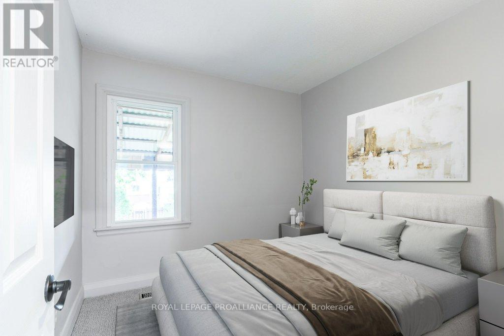 












66 KERR CRESCENT

,
Quinte West (Trenton Ward),




Ontario
K8V2W4

