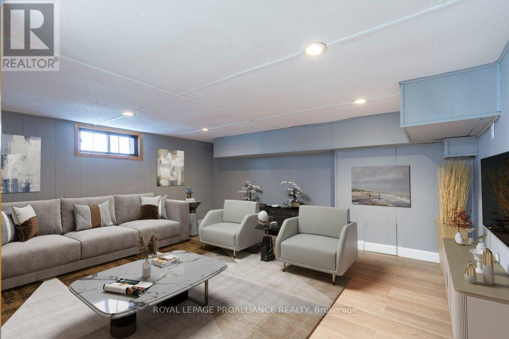 












66 KERR CRESCENT

,
Quinte West (Trenton Ward),




Ontario
K8V2W4

