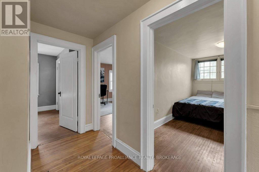 












515 VICTORIA STREET

,
Kingston (Central City East),




Ontario
K7L3Z9

