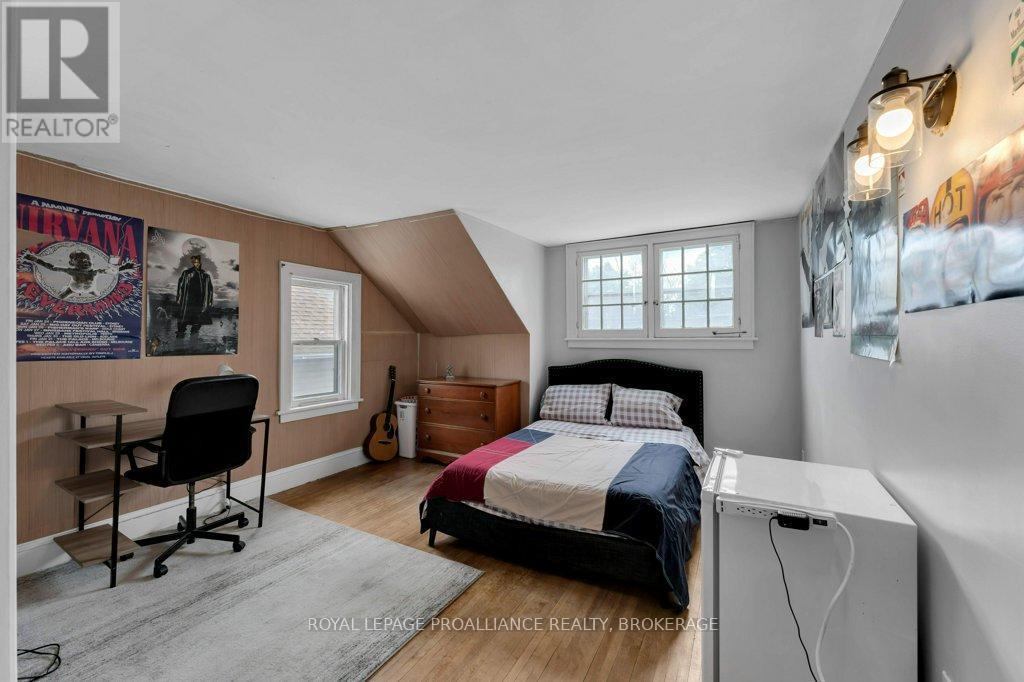 












515 VICTORIA STREET

,
Kingston (Central City East),




Ontario
K7L3Z9

