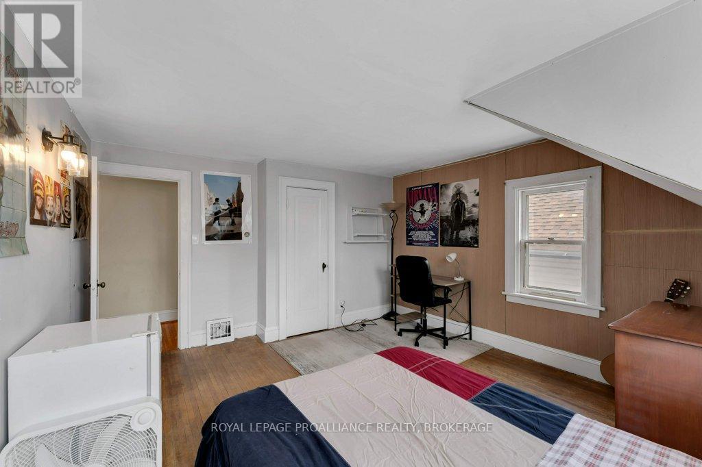 












515 VICTORIA STREET

,
Kingston (Central City East),




Ontario
K7L3Z9


