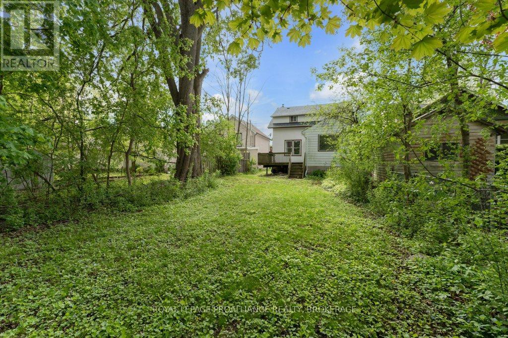 












515 VICTORIA STREET

,
Kingston (Central City East),




Ontario
K7L3Z9

