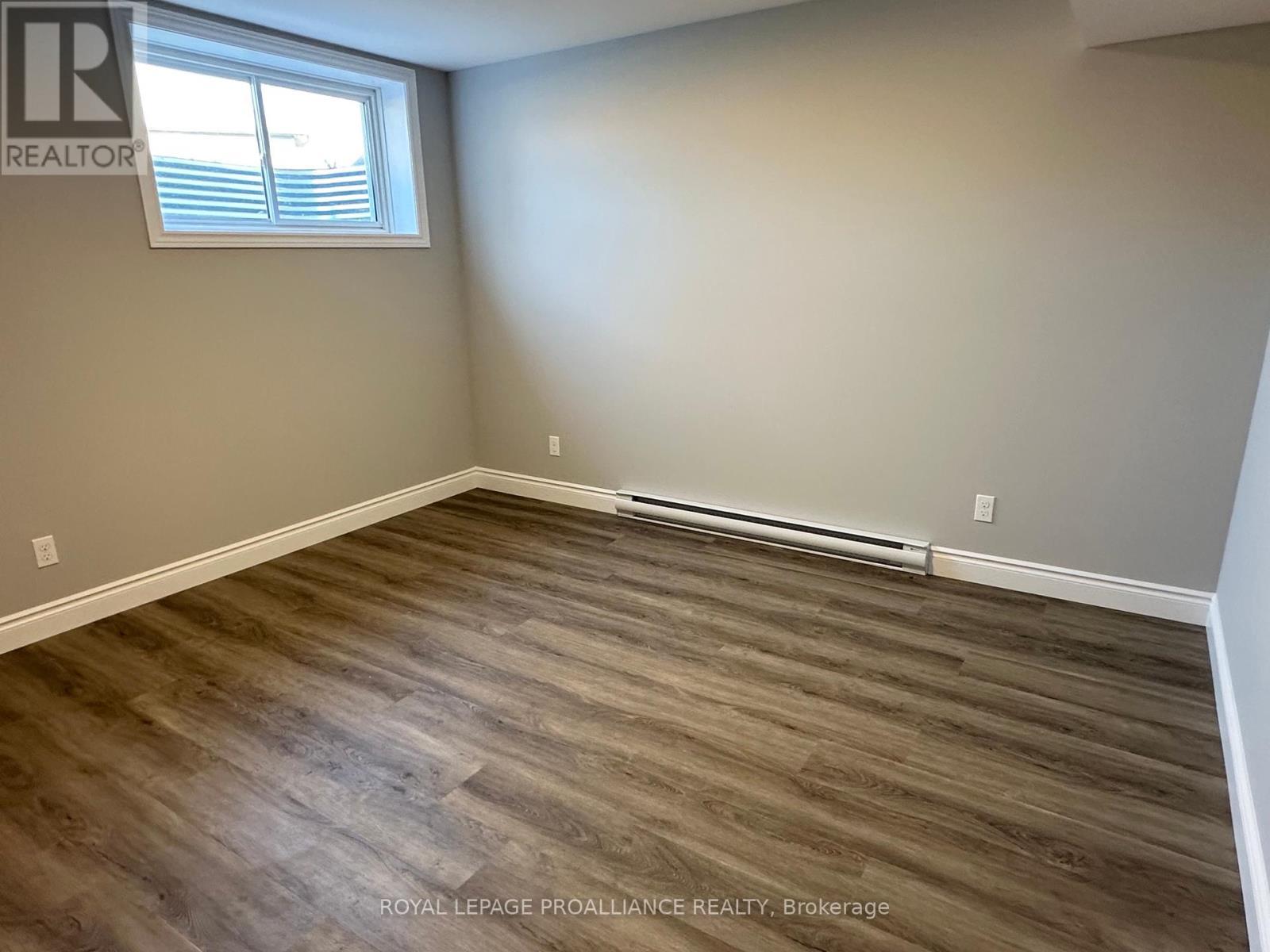 












135B SIENNA AVENUE

,
Belleville (Belleville Ward),




Ontario
K8P0H7

