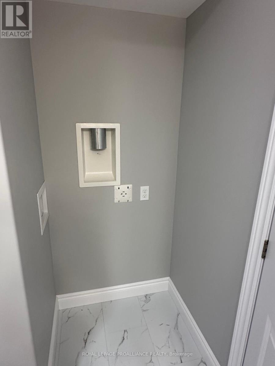 












135B SIENNA AVENUE

,
Belleville (Belleville Ward),




Ontario
K8P0H7

