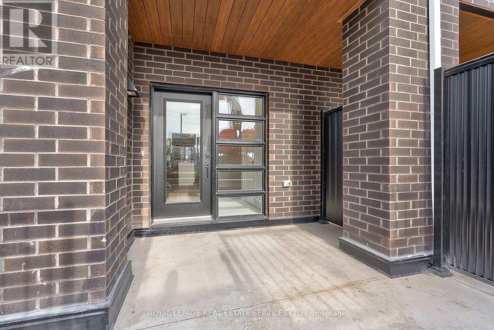 












118 - 349 WHEAT BOOM DRIVE

,
Oakville,




Ontario
L6H7X4

