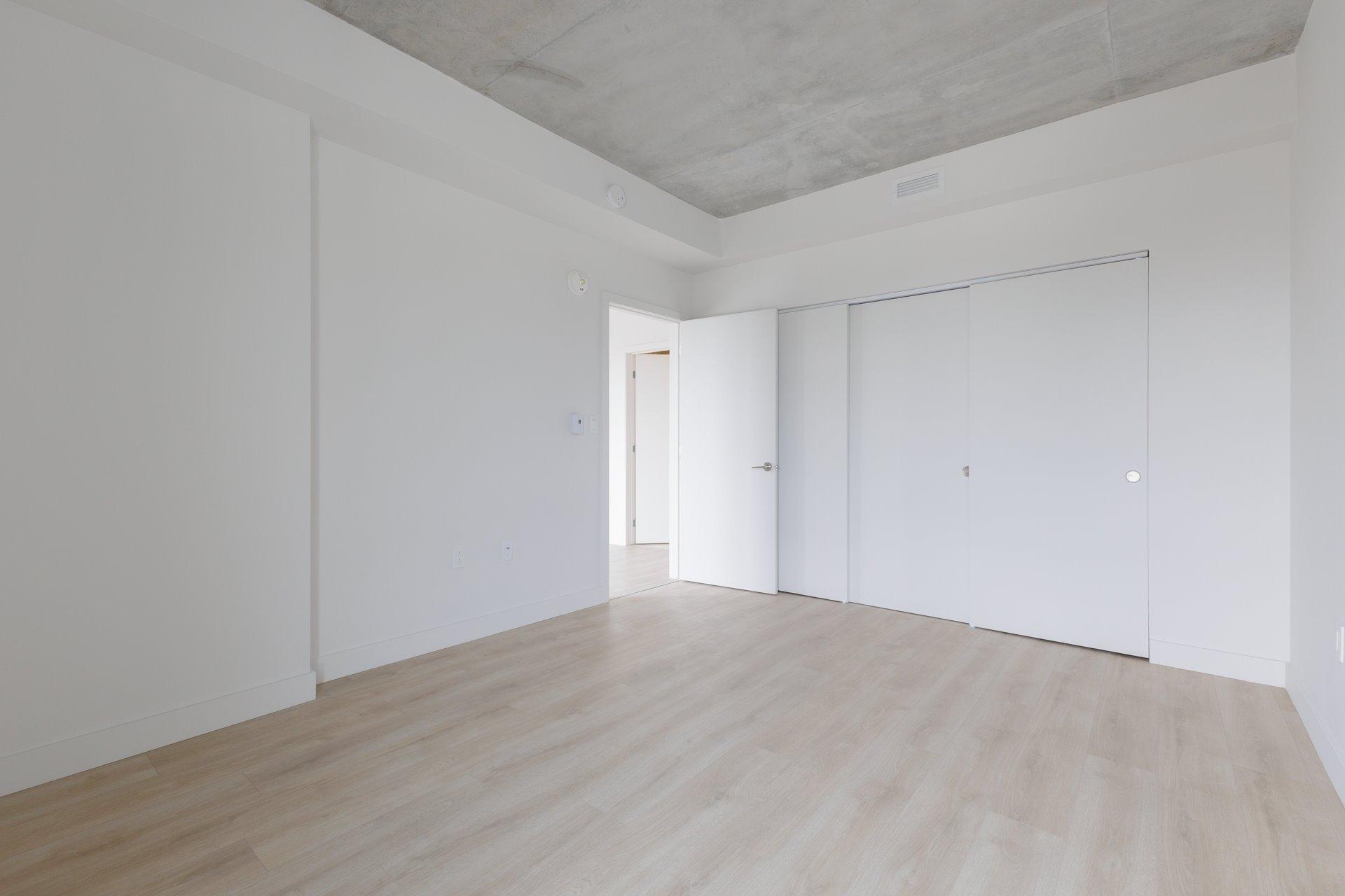 









37


Boul. Brunswick

, 402,
Dollard-des-Ormeaux,




QC
H9B1P6

