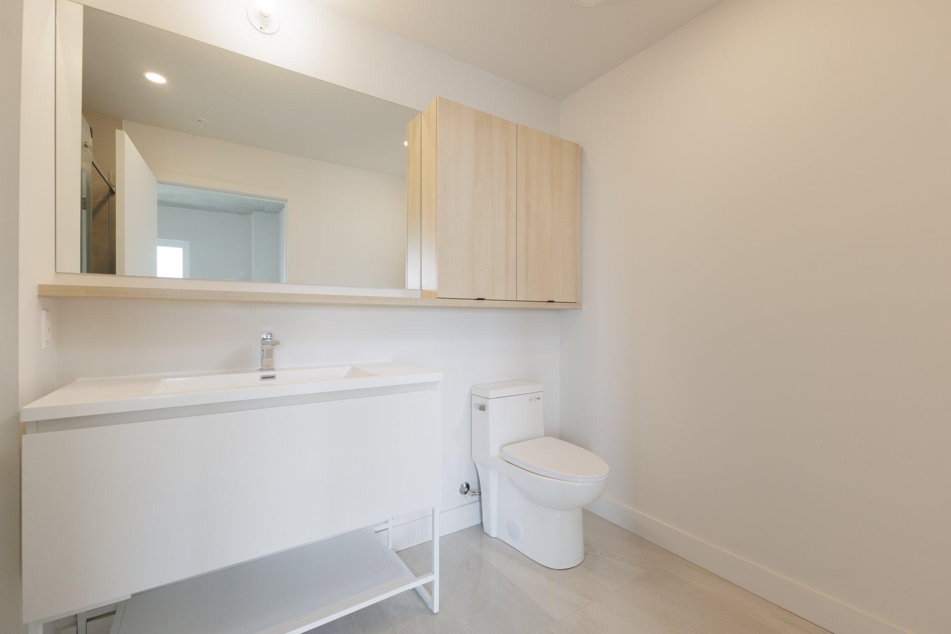 









37


Boul. Brunswick

, 402,
Dollard-des-Ormeaux,




QC
H9B1P6

