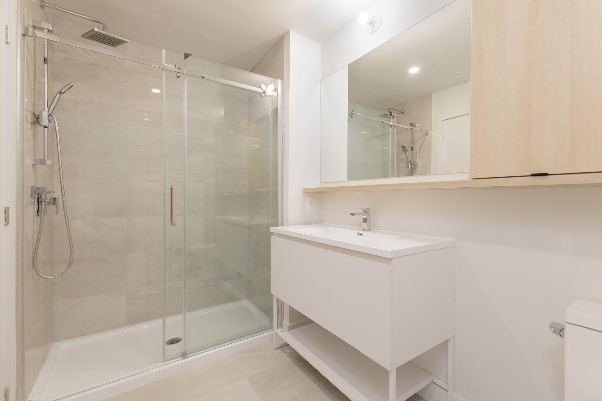 









37


Boul. Brunswick

, 402,
Dollard-des-Ormeaux,




QC
H9B1P6

