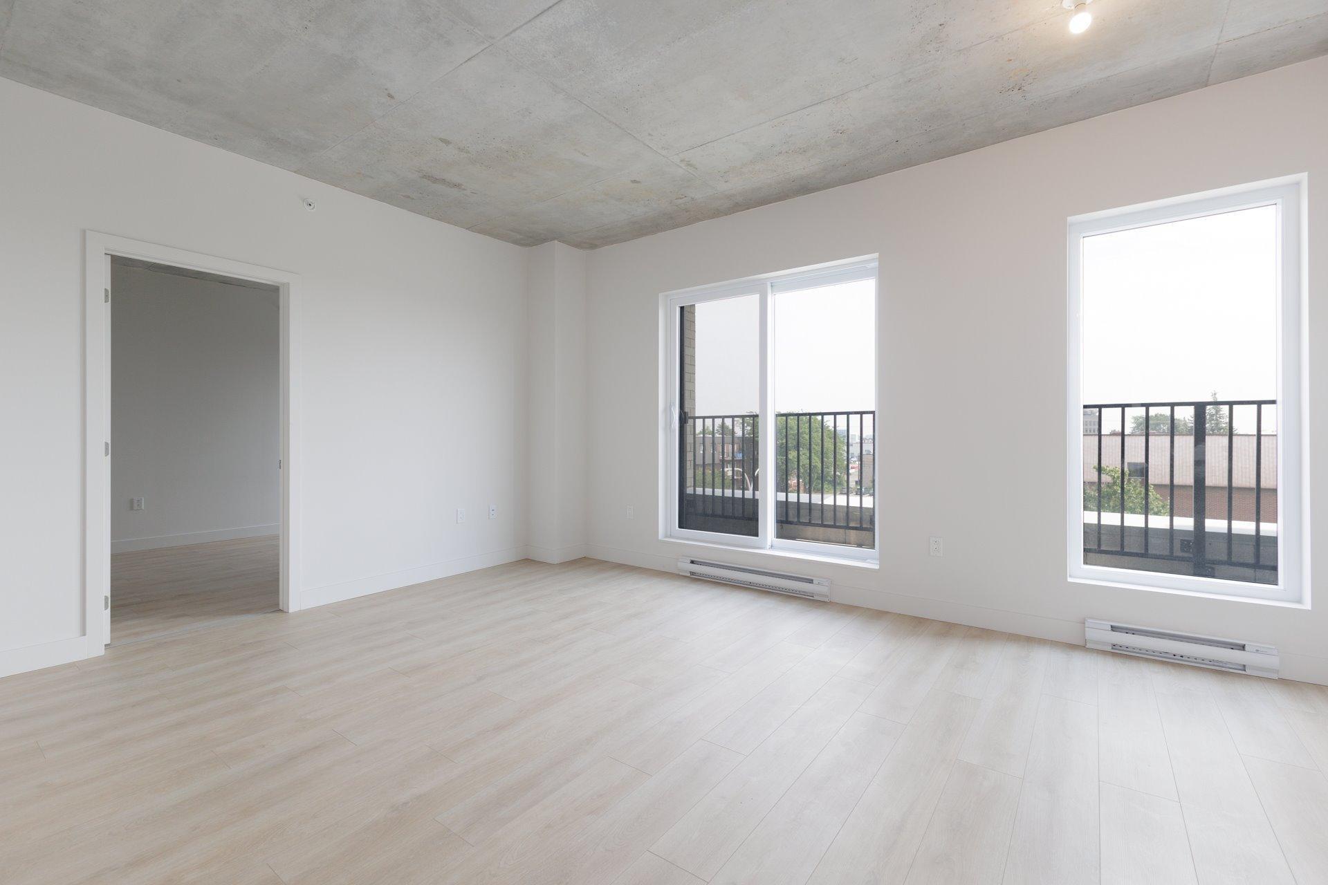









37


Boul. Brunswick

, 402,
Dollard-des-Ormeaux,




QC
H9B1P6

