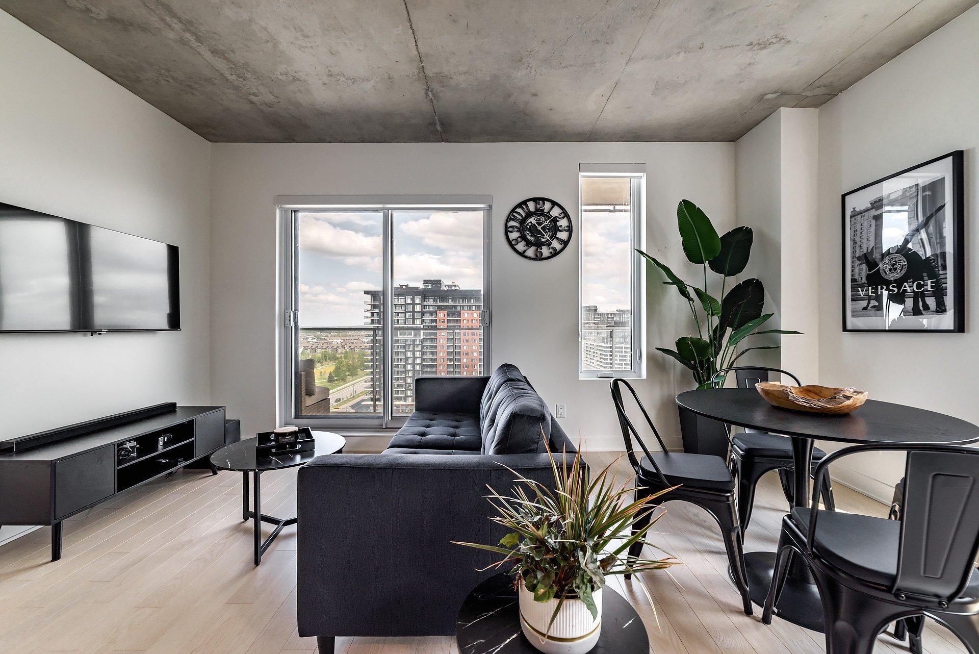 









60


Rue de l'Éclipse

, 1422,
Brossard,




QC
J4Z0T8

