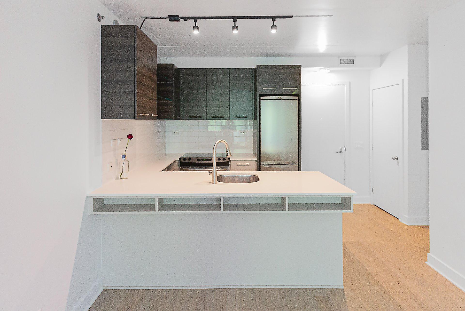 









1414


Rue Chomedey

, 310,
Montréal (Ville-Marie),




QC
H3H0A2

