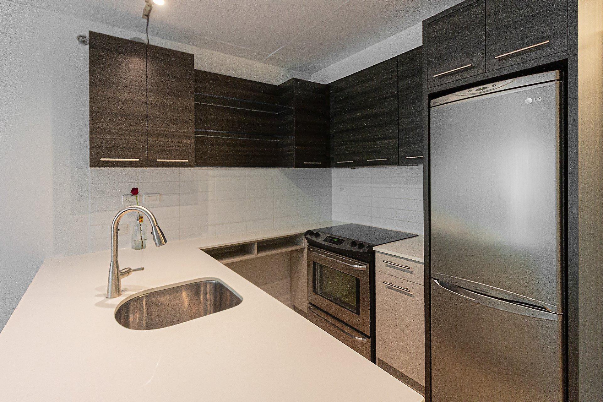 









1414


Rue Chomedey

, 310,
Montréal (Ville-Marie),




QC
H3H0A2

