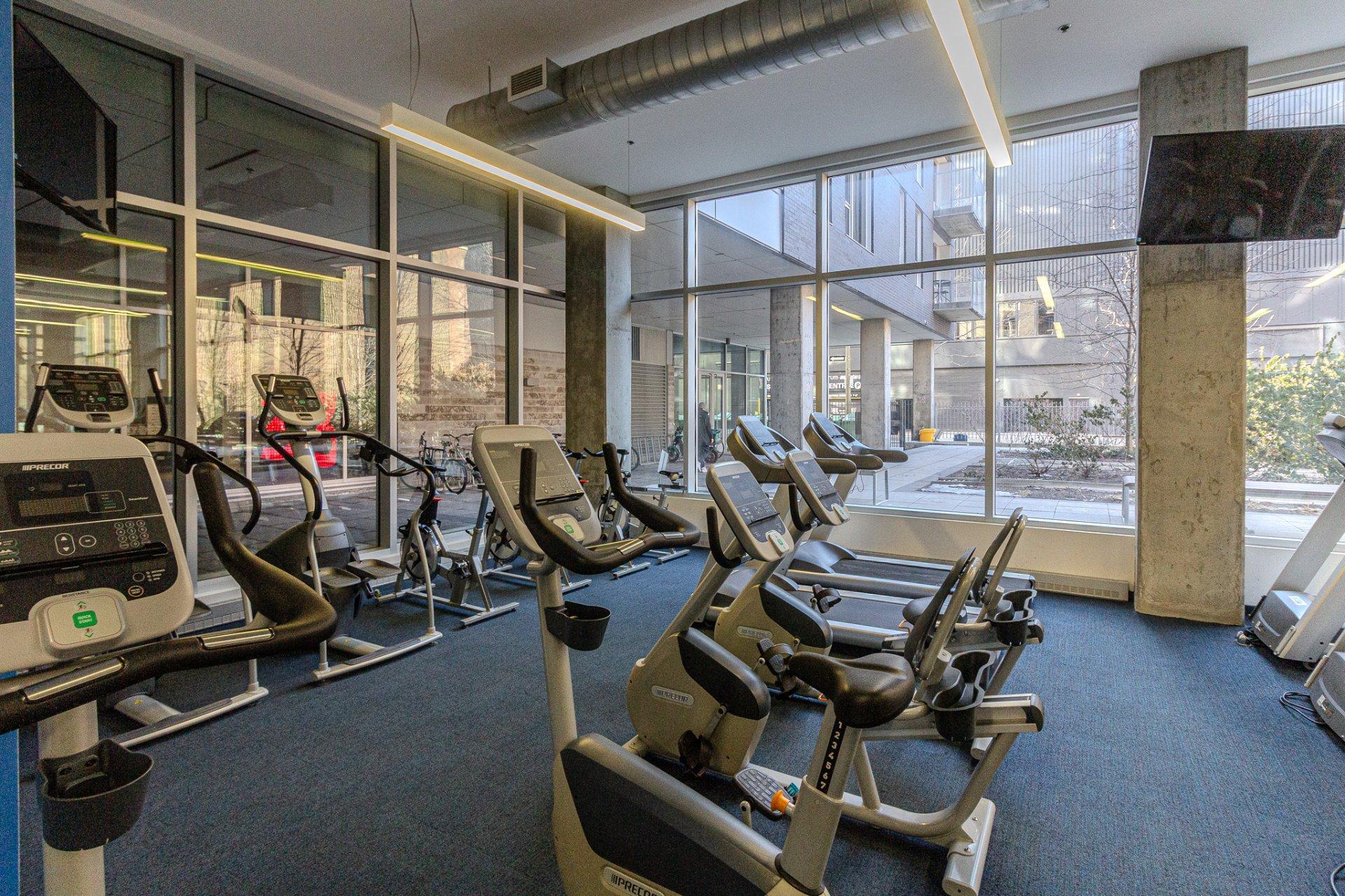 









1414


Rue Chomedey

, 310,
Montréal (Ville-Marie),




QC
H3H0A2


