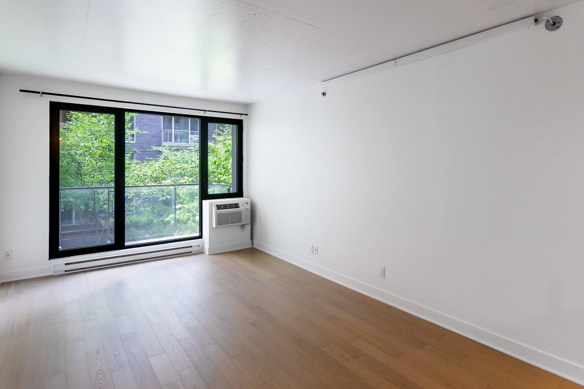 









1414


Rue Chomedey

, 310,
Montréal (Ville-Marie),




QC
H3H0A2

