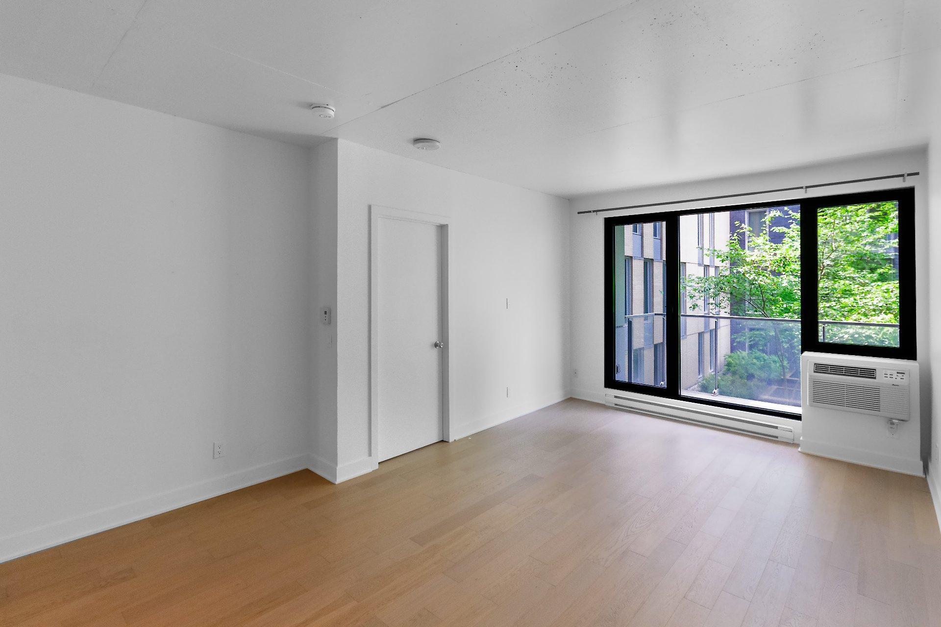 









1414


Rue Chomedey

, 310,
Montréal (Ville-Marie),




QC
H3H0A2

