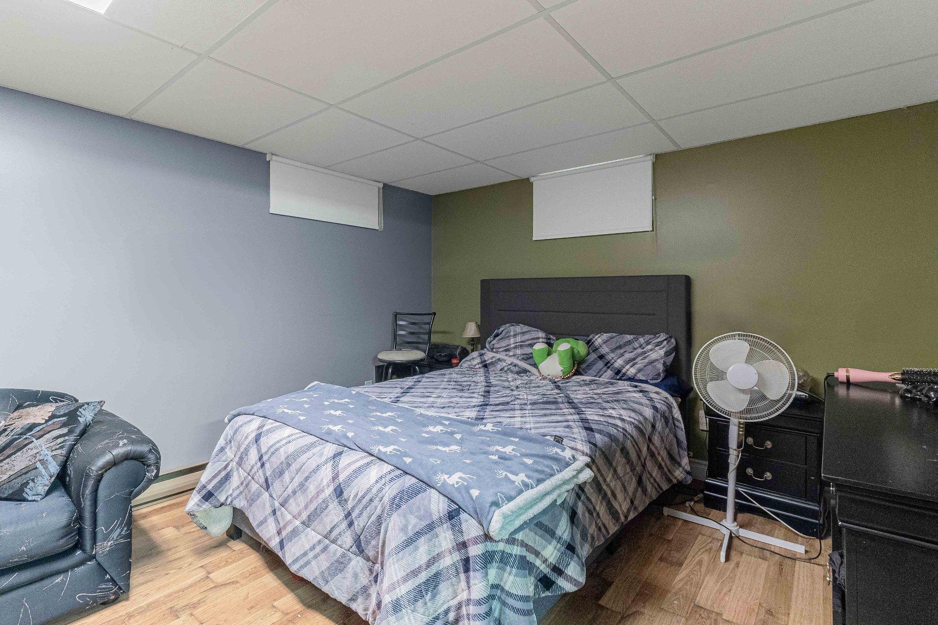 









76


Rue Bourassa

,
Granby,




QC
J2G6N2

