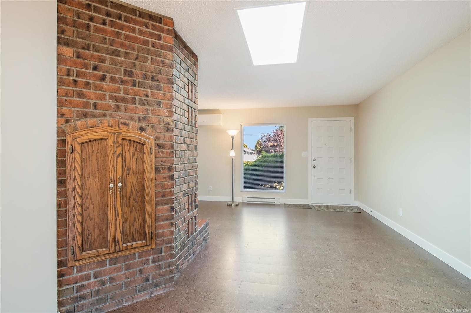 









572


Morison

Ave,
Parksville,




BC
V9P 1H4

