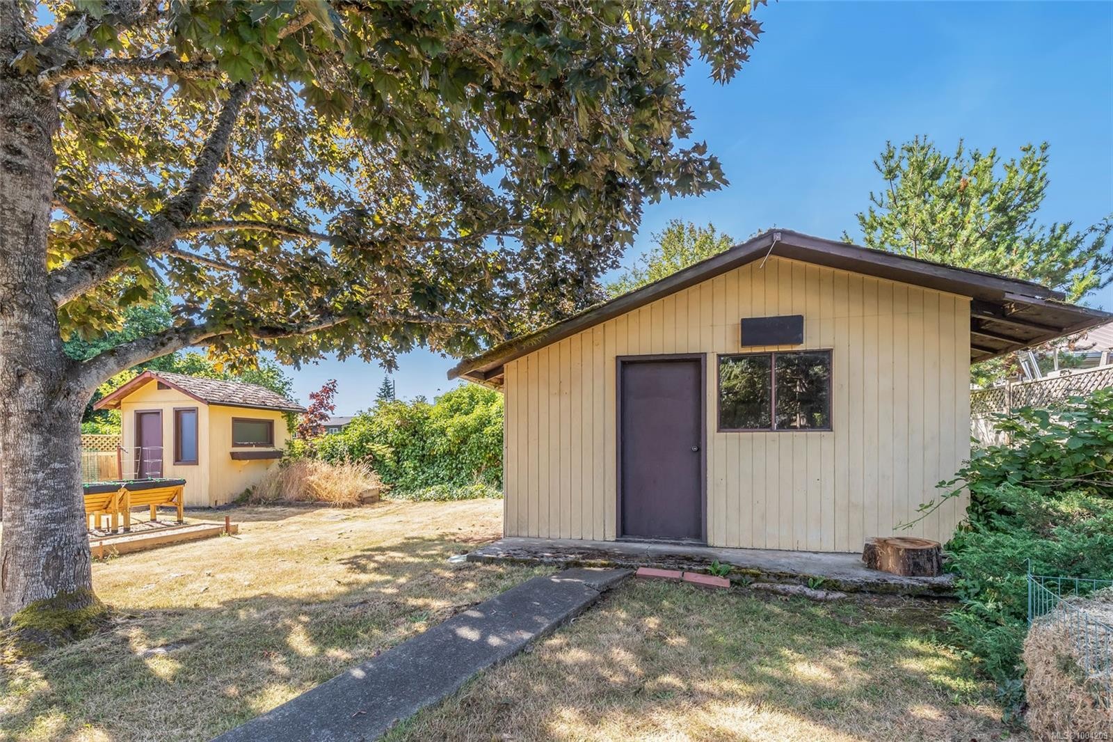 









572


Morison

Ave,
Parksville,




BC
V9P 1H4


