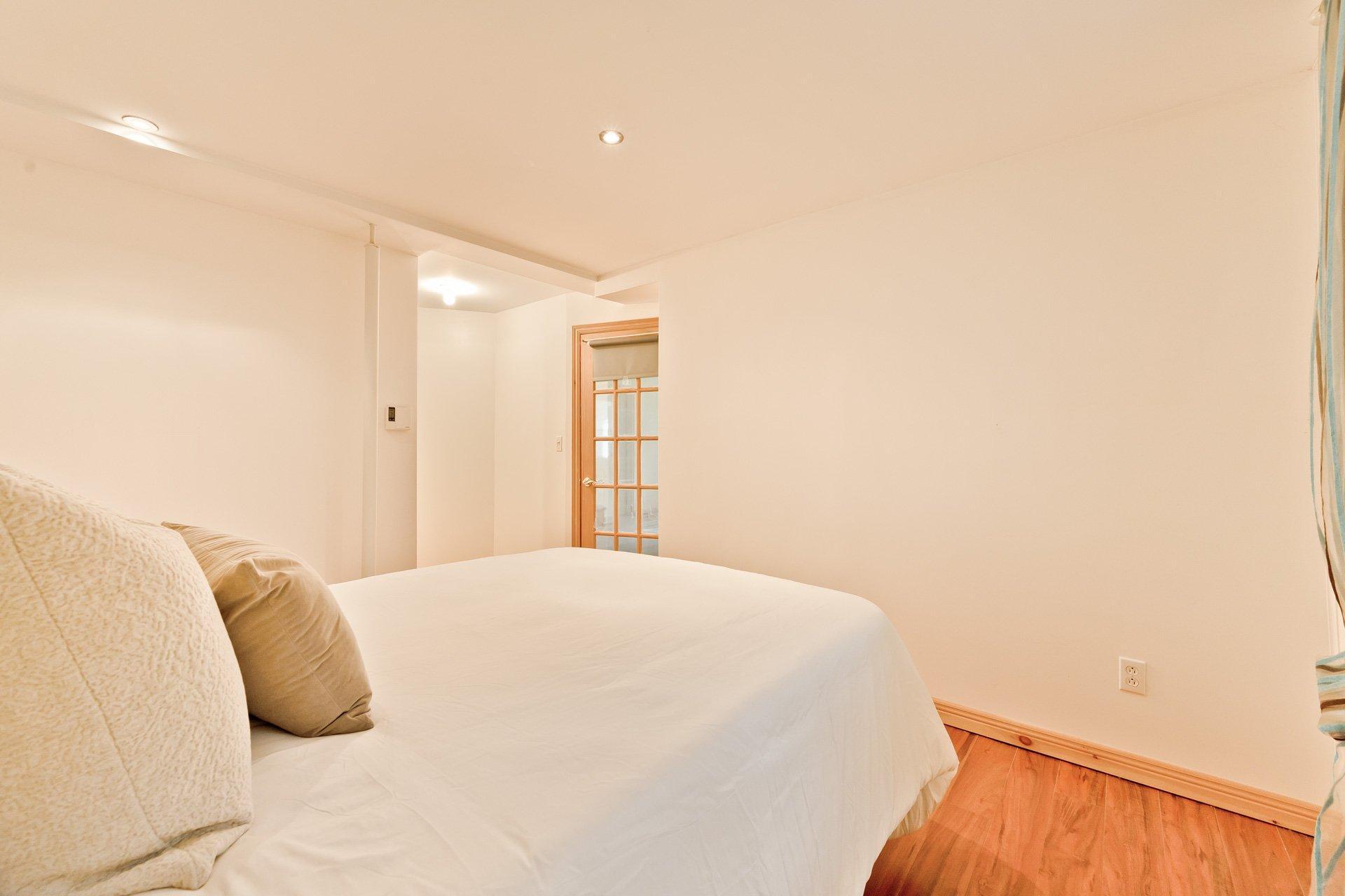









195


Rue Fontaine

,
Saint-Denis-de-Brompton,




QC
J0B2P0

