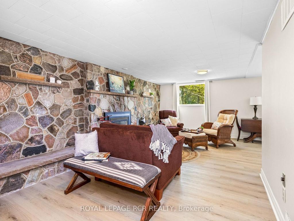 









709


Mcnaughton

Street,
South Bruce Peninsula,




ON
N0H 2T0

