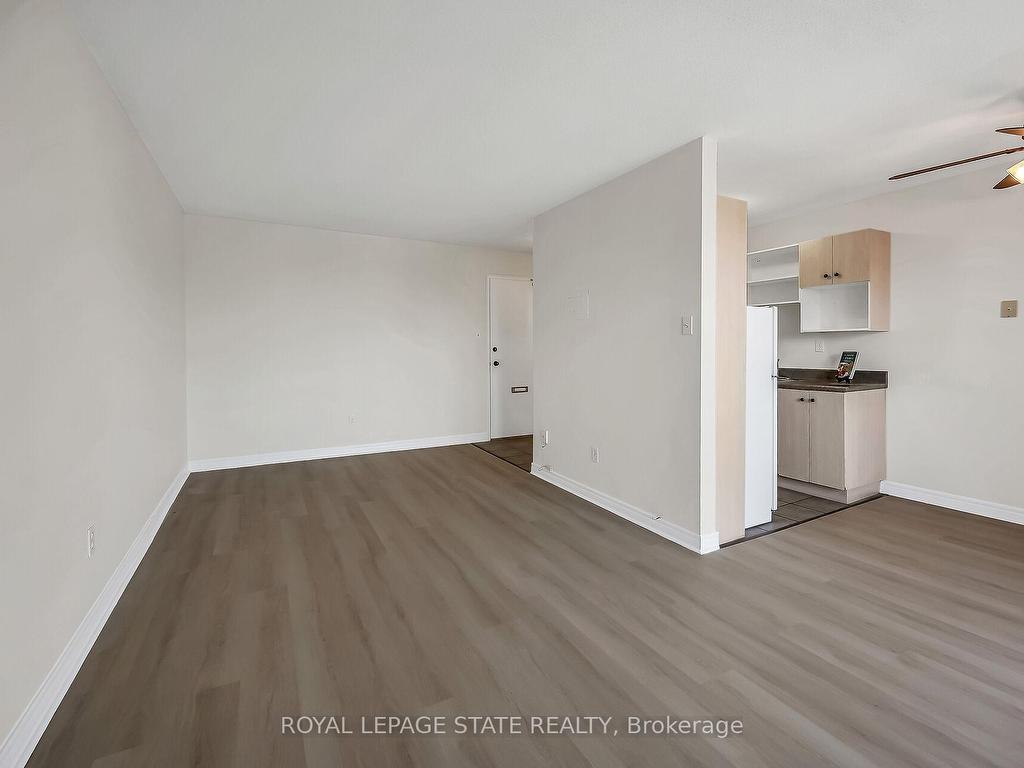 









81


Charlton

Avenue East, 702,
Hamilton,




ON
L8N 1Y7

