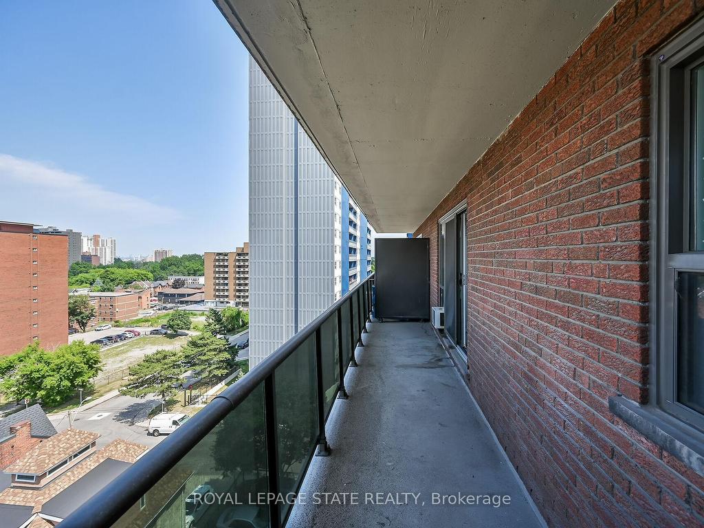 









81


Charlton

Avenue East, 702,
Hamilton,




ON
L8N 1Y7

