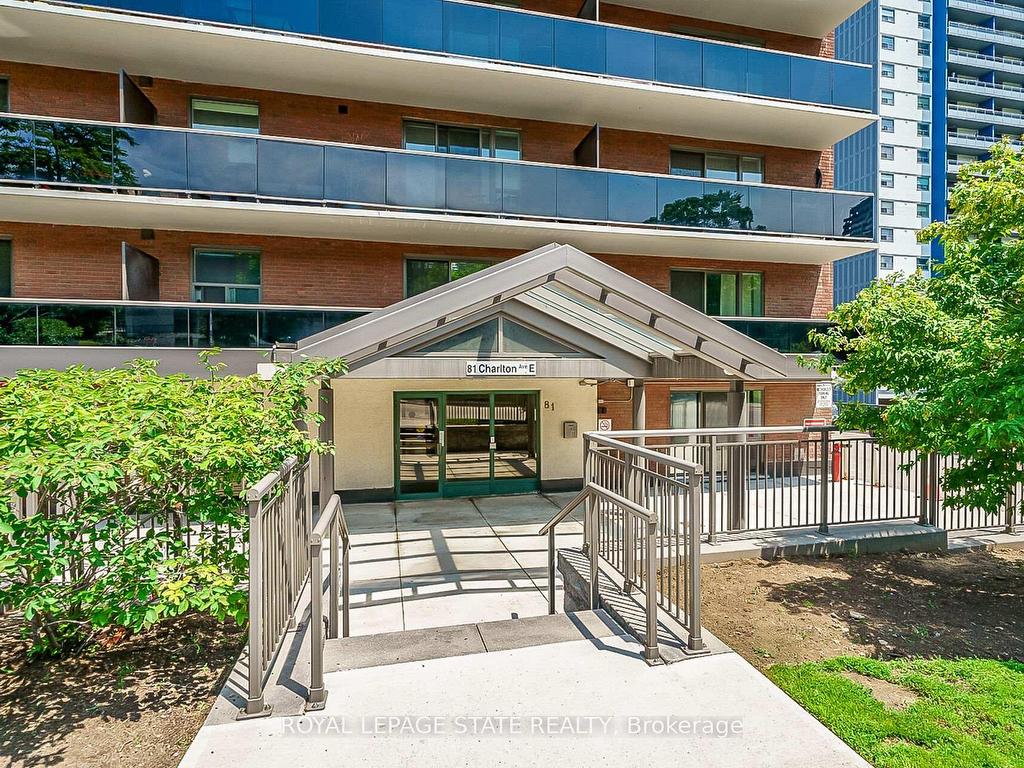 









81


Charlton

Avenue East, 702,
Hamilton,




ON
L8N 1Y7

