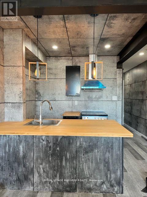 












3 - 1839 DAVENPORT ROAD

,
Toronto,




Ontario
M6N1B8

