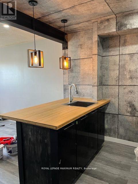 












3 - 1839 DAVENPORT ROAD

,
Toronto,




Ontario
M6N1B8

