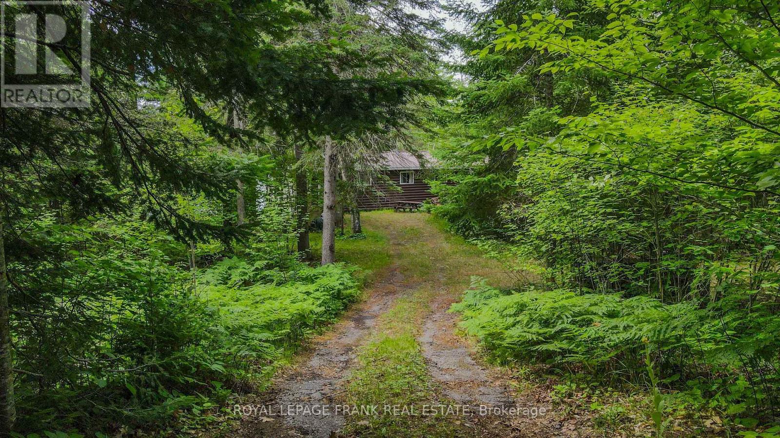 












2160 E HARTSMERE ROAD

,
Addington Highlands (Addington Highlands),




Ontario
K0L2M0

