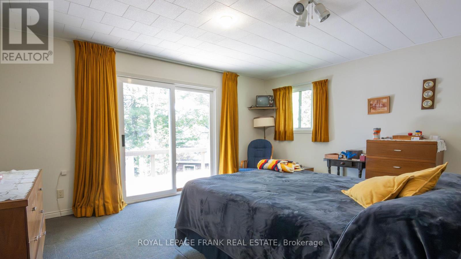 












2160 E HARTSMERE ROAD

,
Addington Highlands (Addington Highlands),




Ontario
K0L2M0

