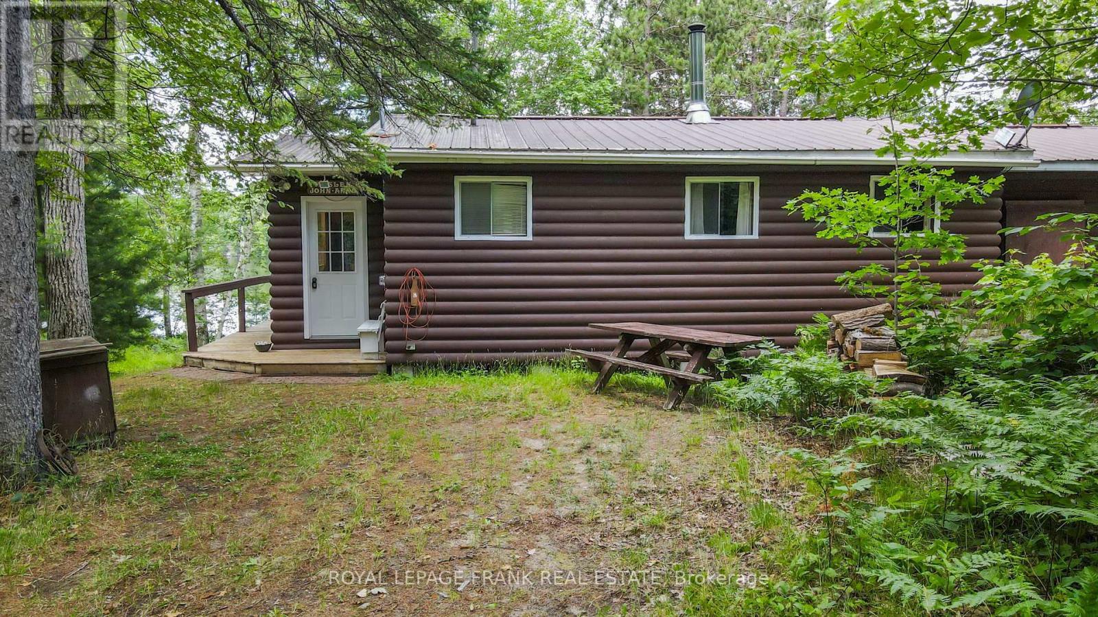 












2160 E HARTSMERE ROAD

,
Addington Highlands (Addington Highlands),




Ontario
K0L2M0

