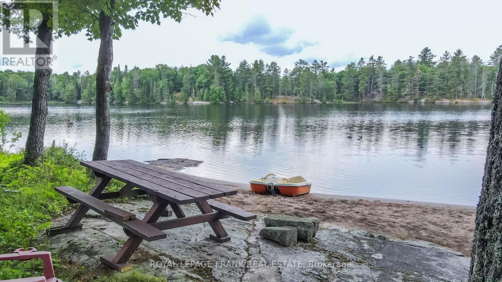 












2160 E HARTSMERE ROAD

,
Addington Highlands (Addington Highlands),




Ontario
K0L2M0


