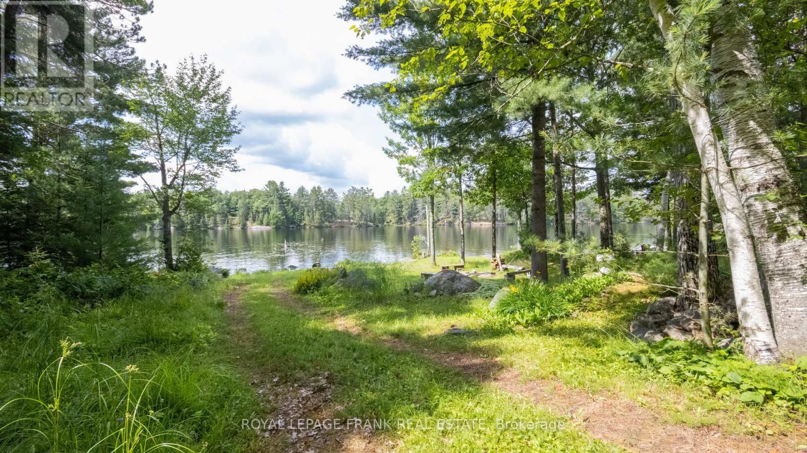 












2160 E HARTSMERE ROAD

,
Addington Highlands (Addington Highlands),




Ontario
K0L2M0

