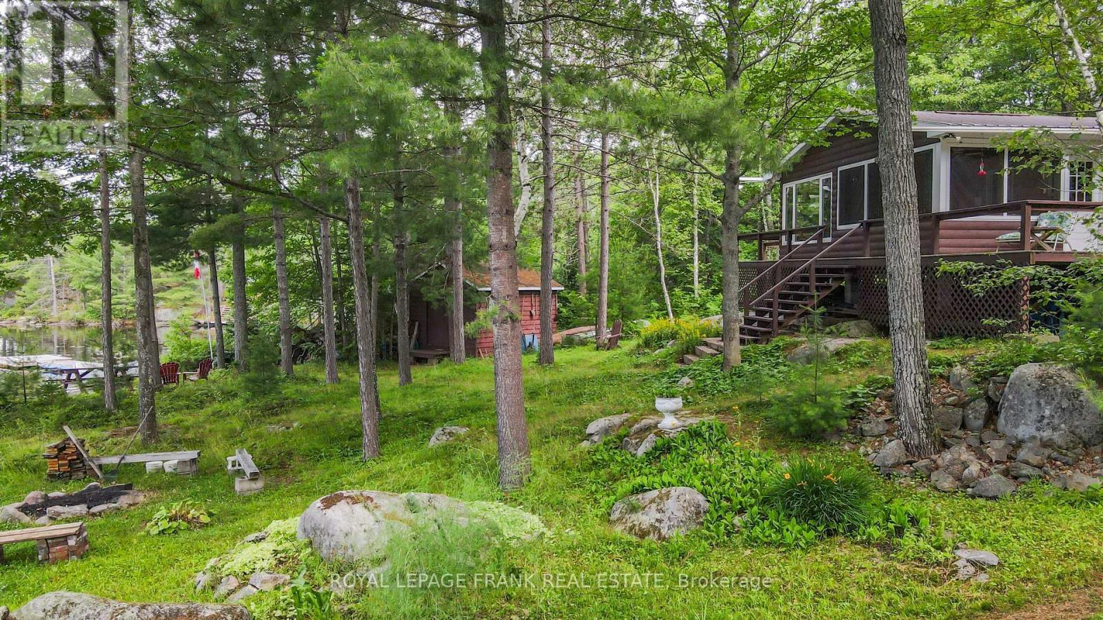 












2160 E HARTSMERE ROAD

,
Addington Highlands (Addington Highlands),




Ontario
K0L2M0

