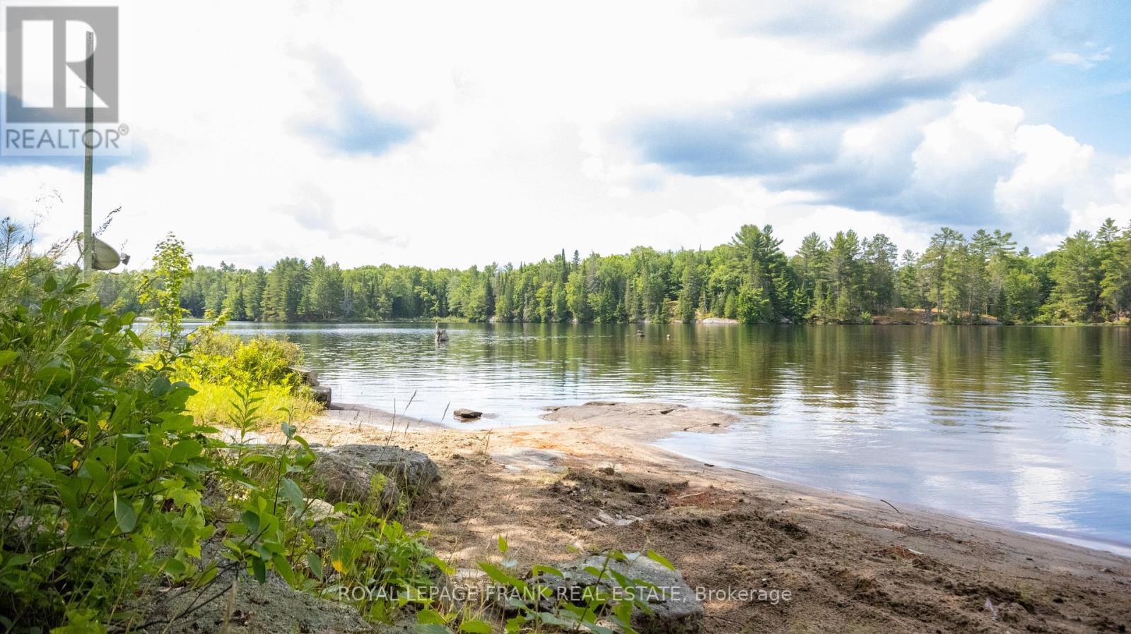 












2160 E HARTSMERE ROAD

,
Addington Highlands (Addington Highlands),




Ontario
K0L2M0

