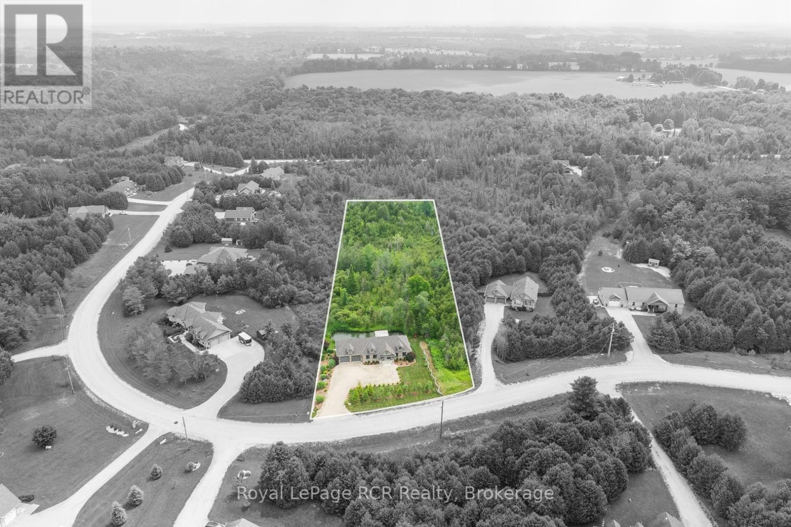 












112 SCOTTS HILL ROAD

,
West Grey,




Ontario
N4N3B8

