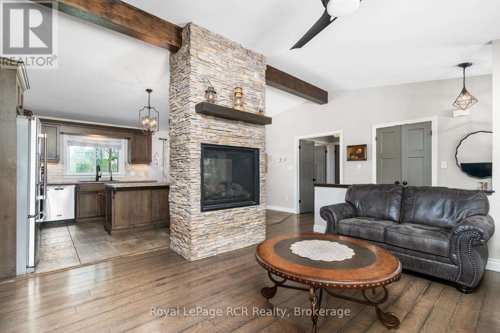 












112 SCOTTS HILL ROAD

,
West Grey,




Ontario
N4N3B8


