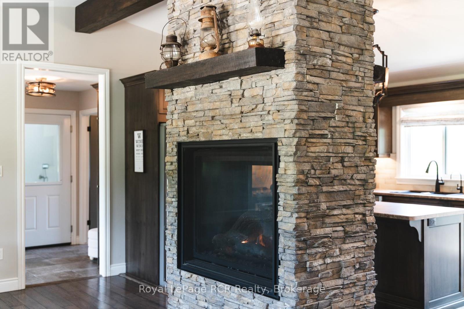 












112 SCOTTS HILL ROAD

,
West Grey,




Ontario
N4N3B8

