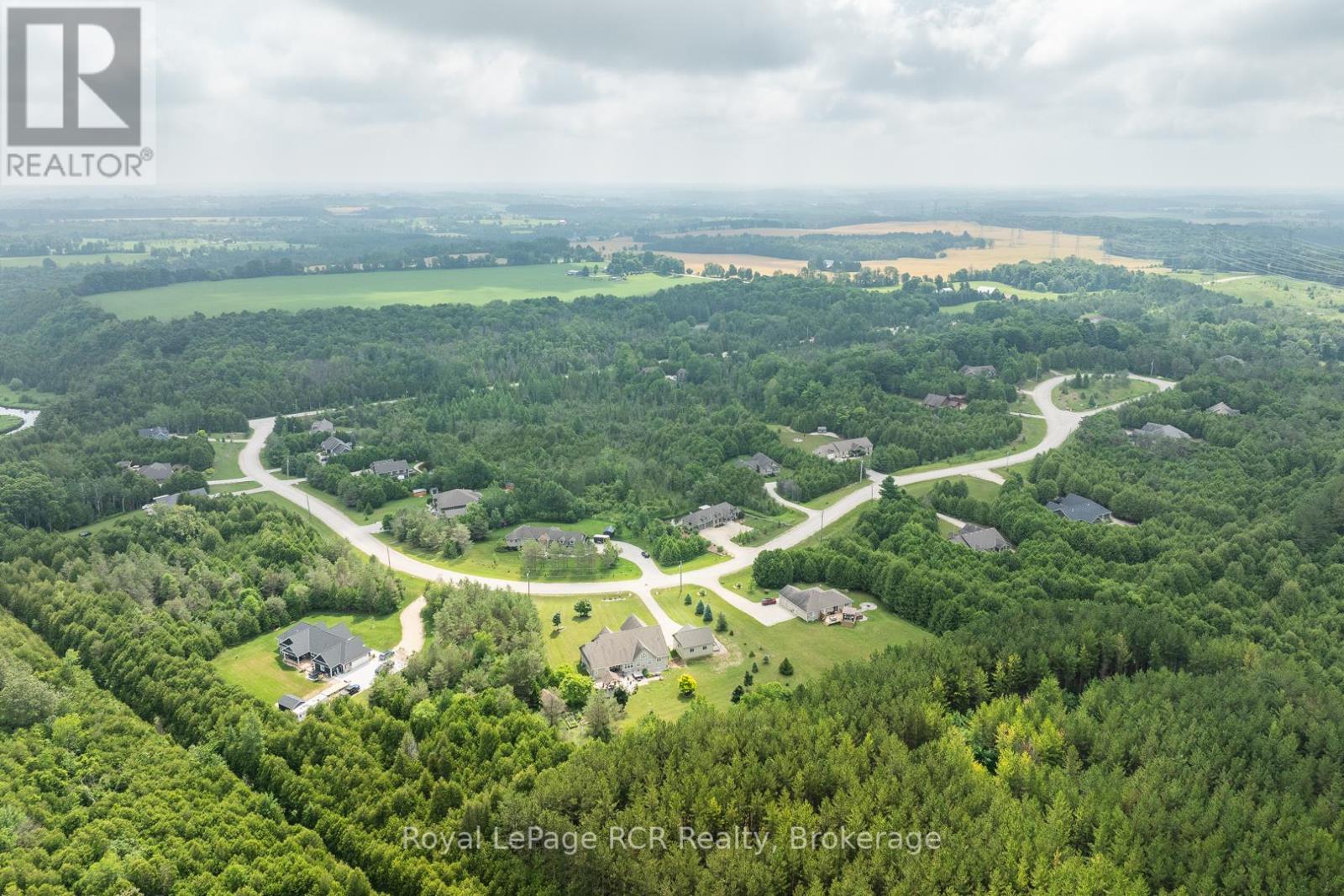 












112 SCOTTS HILL ROAD

,
West Grey,




Ontario
N4N3B8

